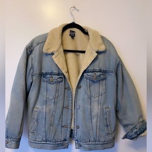 Gap Women’s Small Sherpa Lined Light Denim Jacket